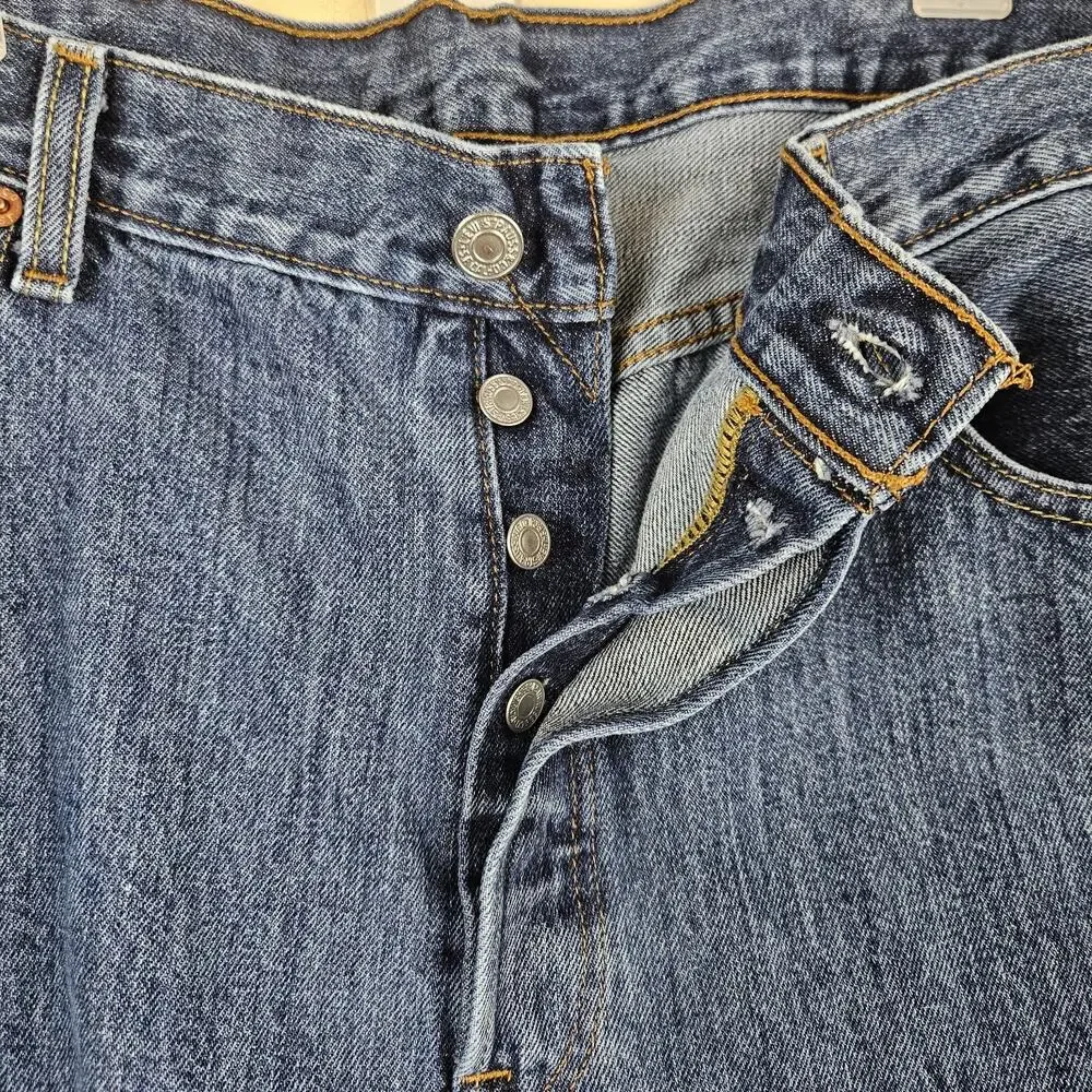 Levi's 501 Jean 38 x 30 Straight Leg Button Fly